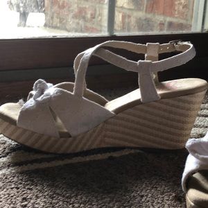 Jelly pop memory foam wedges
